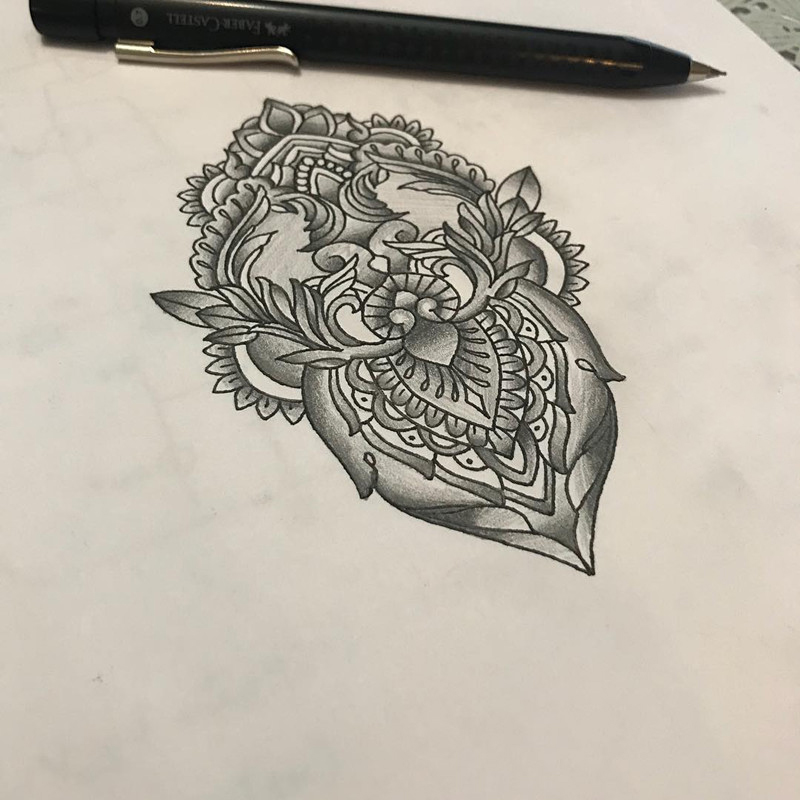 做网店店长的娄小姐梵花纹身手稿